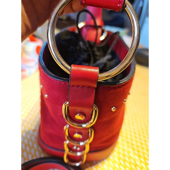 BNWOT Topshop Red Drawstring Bucket Bag, w.Handle + Strap, Immaculate Condition - Picture 4 of 16